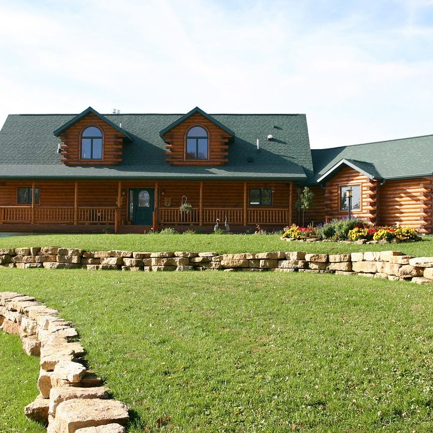 log-house-96085_1280